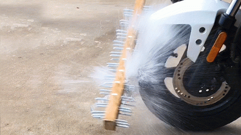 吉路尔钢丝防爆真空胎不惧狼牙棒挑战..